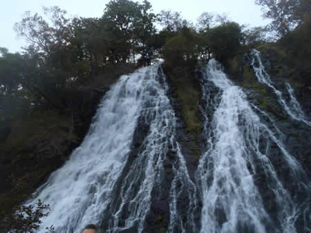 オシンコシニの滝