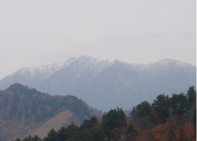 至仏山