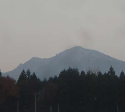 子持山
