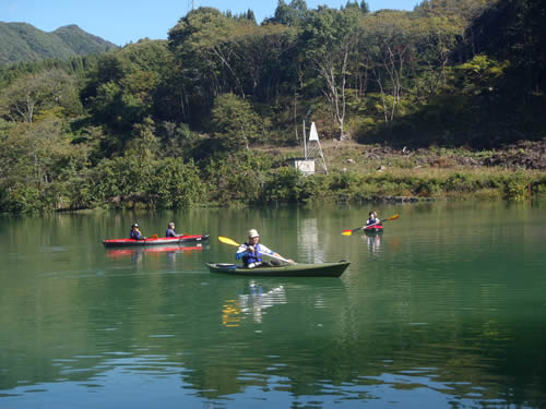 赤谷湖カヌー