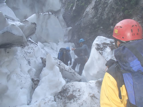 雪渓歩き