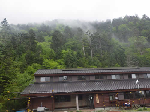 白根御池小屋