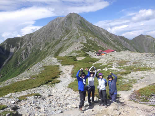 北岳山荘