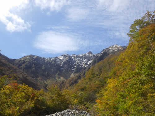 雪の谷川岳