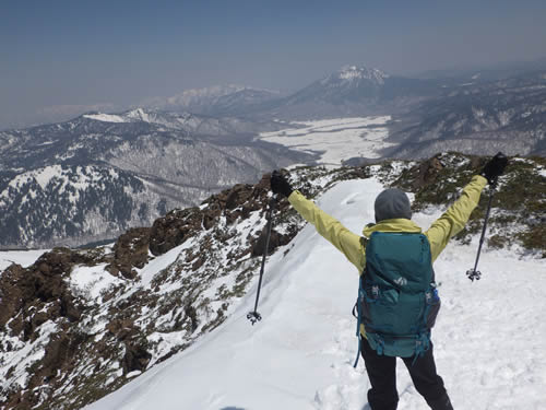 至仏山